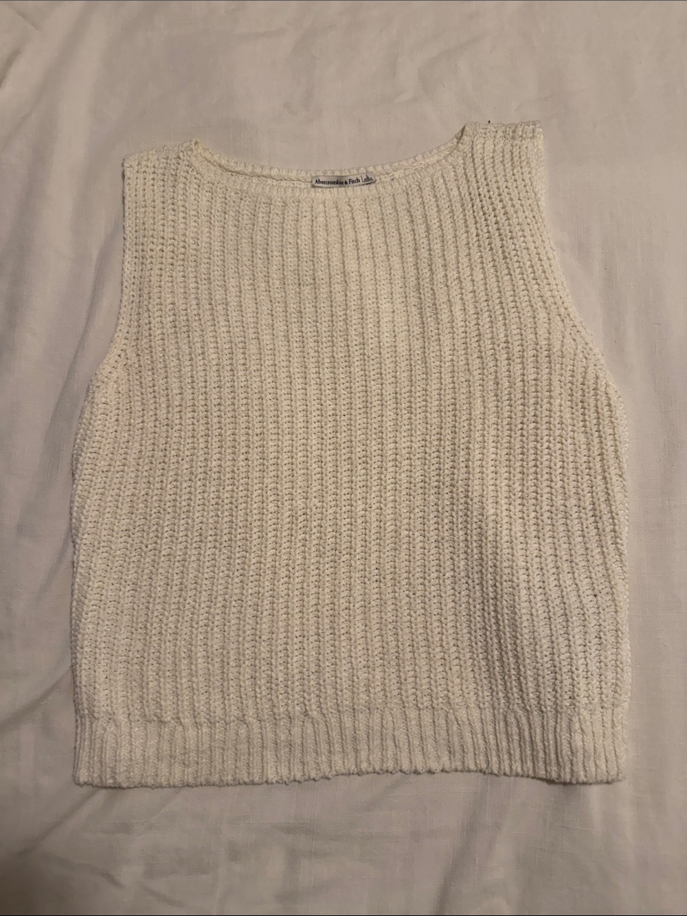 abercrombie cream sweater tank top